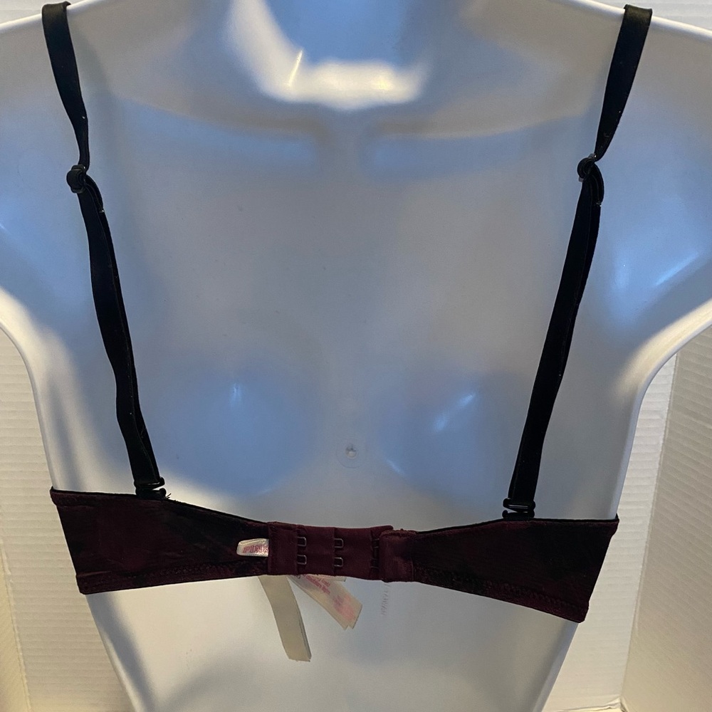 PINK Victoria's Secret 3 Bras Burgundy & Black Plaid,White w Black Star & Gray - Picture 3 of 16
